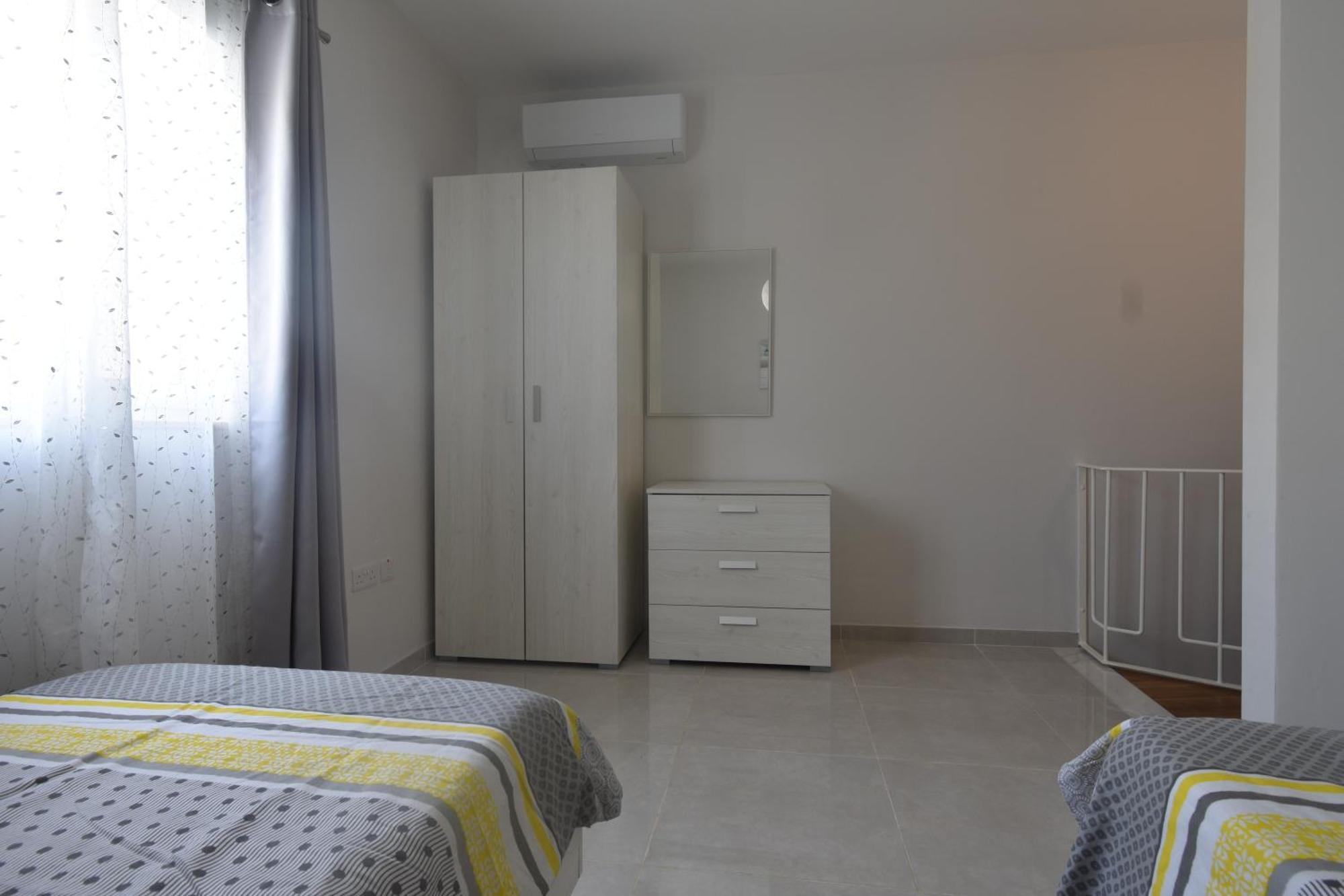 Marbella Holiday Apartments - Seafront - Wifi Marsaskala Ruang foto